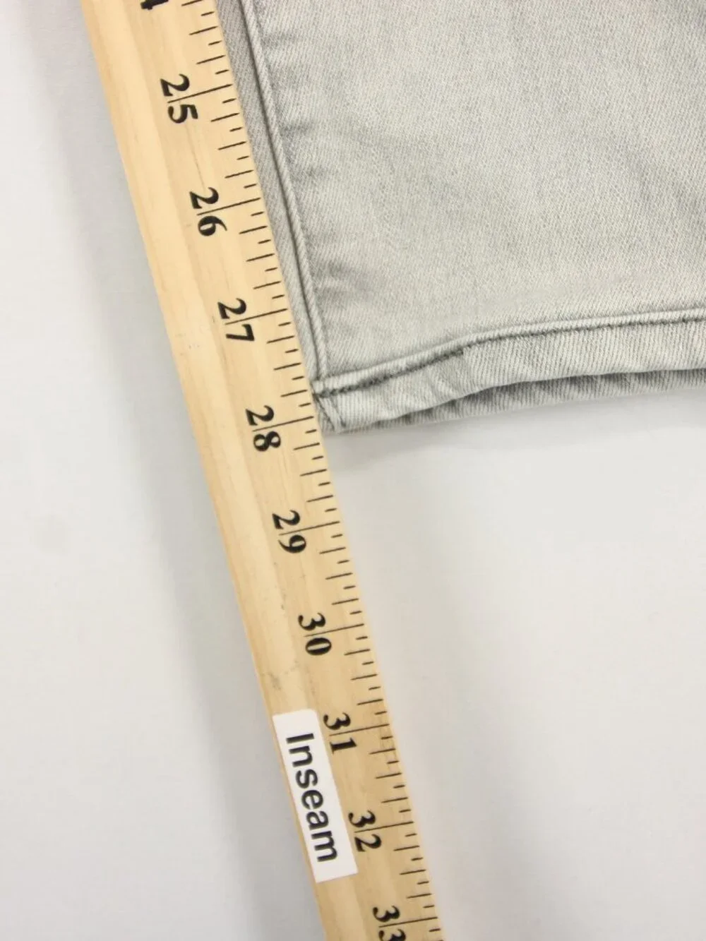 AG Adriano Goldschmied The Graduate Jeans Mens 31x28 Gray Tailored Leg Stretch